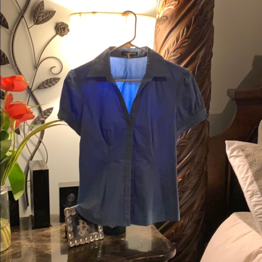 Cap sleeve button up